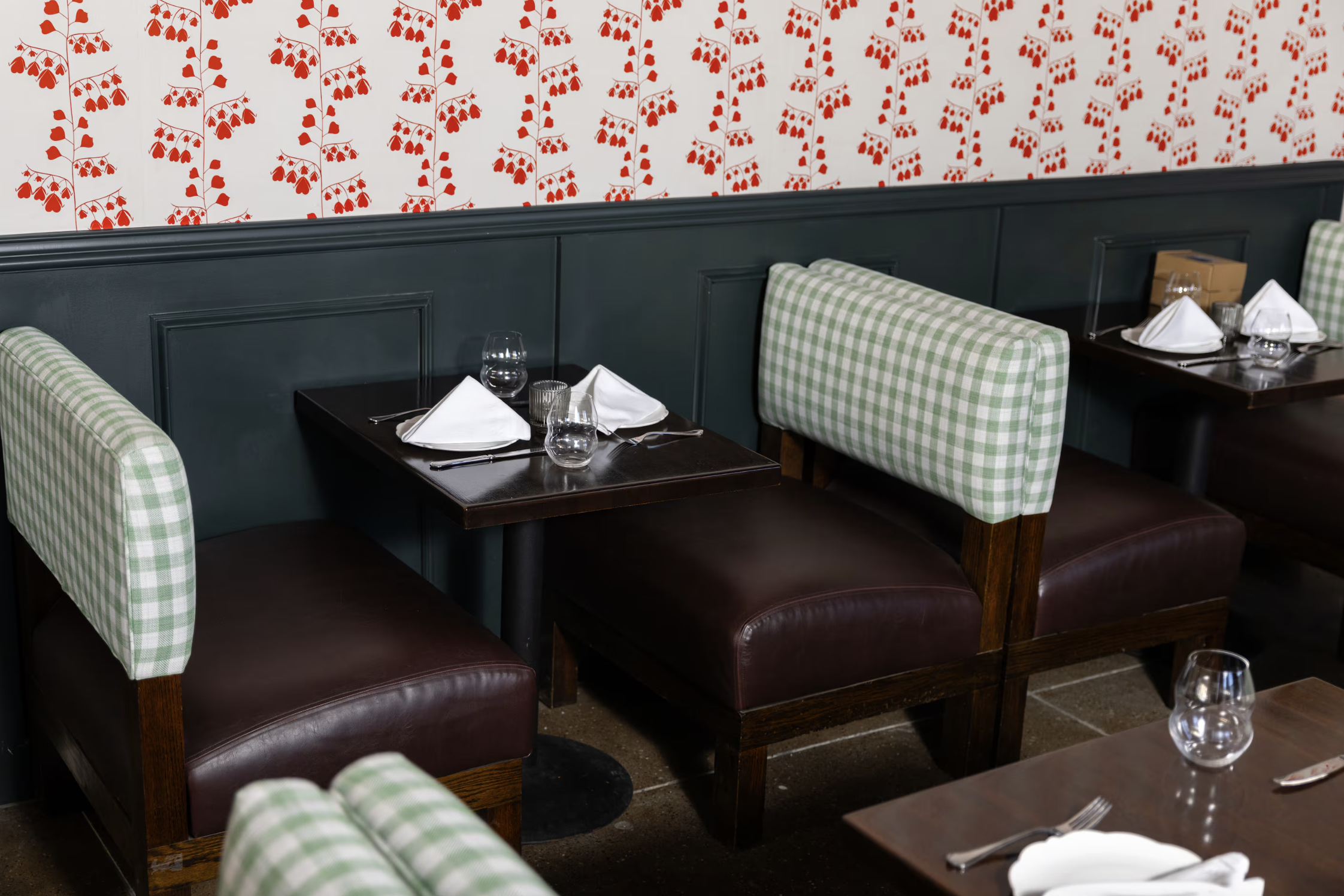 PILLAR Restaurant